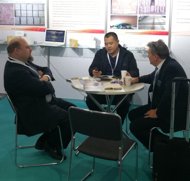 炫坤科技參加2018德國(guó)杜塞爾多夫國(guó)際玻